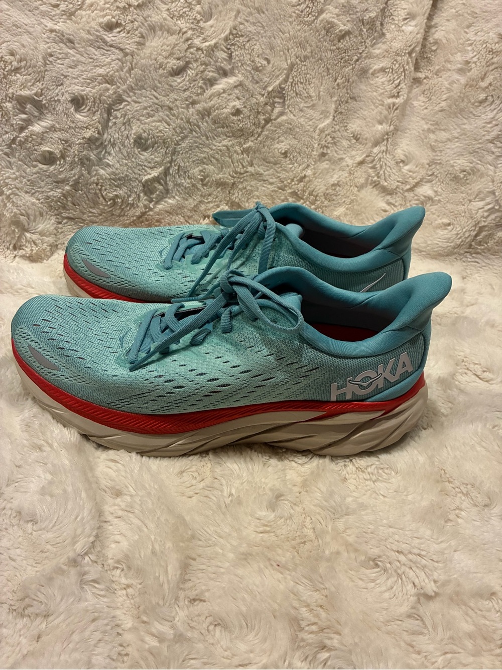 Hoka Clifton 8 Women's Aqua Running Shoes with Coral Trim size 9